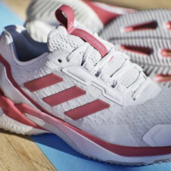 Chaussures Indoor Femme Adidas Crazyflight 5 -Baskets Soldes Boutique adidas aci id5722 20 footwear photography heromrktng view 10