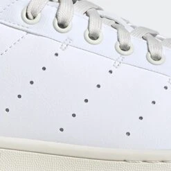 Baskets Adidas Originals Stan Smith Parley -Baskets Soldes Boutique adidas gv7614 13 footwear photography heromrktng view 1 white
