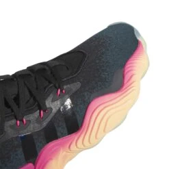 Chaussures Indoor Adidas Trae Young 3 -Baskets Soldes Boutique adidas ie9303 8 footwear photography detail view 1 white