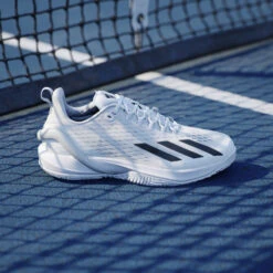 Chaussures De Tennis Adidas Adizero Cybersonic -Baskets Soldes Boutique adidas ig9514 16 footwear photography heromrktng view 3 nw040824x