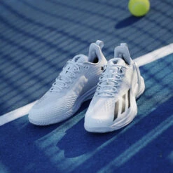 Chaussures De Tennis Adidas Adizero Cybersonic -Baskets Soldes Boutique adidas ig9514 20 footwear photography heromrktng view 5 nw040824x