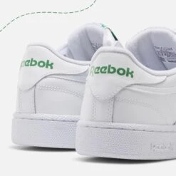REEBOK CLASSICS Baskets Reebok Club C85 -Baskets Soldes Boutique reebok classics ar0454 15 footwear photography highlight view 1 white 000