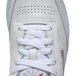 REEBOK CLASSICS Baskets Femme Reebok Club C85 15 REEBOK CLASSICS Baskets Femme Reebok Club C85 -Baskets Soldes Boutique reebok classics bs7685 9 footwear photography detail view 2 white 000