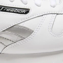 REEBOK CLASSICS Baskets Femme Reebok Leather 12 REEBOK CLASSICS Baskets Femme Reebok Leather -Baskets Soldes Boutique reebok classics ef3267 7 footwear photography detail view 1 white 000