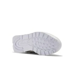 Baskets Femme Reebok Classics Leather -Baskets Soldes Boutique reebok classics fv1081 3 footwear photography bottom view white 000