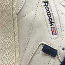 Chaussures Reebok Classics Club C 85 -Baskets Soldes Boutique reebok classics fx1379 8 footwear photography detail view 2 white 000