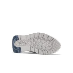 Baskets Reebok Classics Leather Legacy -Baskets Soldes Boutique reebok classics fy7553 3 footwear photography bottom view white 000