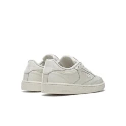 Baskets Femme Reebok Classics Club C 85 -Baskets Soldes Boutique reebok classics gy9737 6 footwear photography back lateral top view white 000