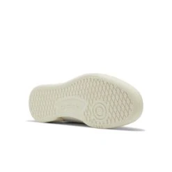 Baskets Reebok Club C 1985 Tv -Baskets Soldes Boutique reebok gx3683 3 footwear photography bottom view white 000