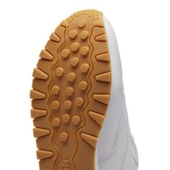 Baskets Reebok Classic Leather 15 Baskets Reebok Classic Leather -Baskets Soldes Boutique reebok gy0952 9 footwear photography detail view 3 white 000