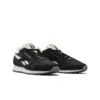 Baskets En Cuir Reebok Classic -Baskets Soldes Boutique reebok hq4145 5 footwear photography front lateral top view white