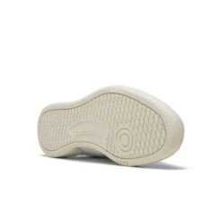 Baskets Reebok Club C Revenge 17 Baskets Reebok Club C Revenge -Baskets Soldes Boutique reebok ig0398 3 footwear photography bottom view white 000